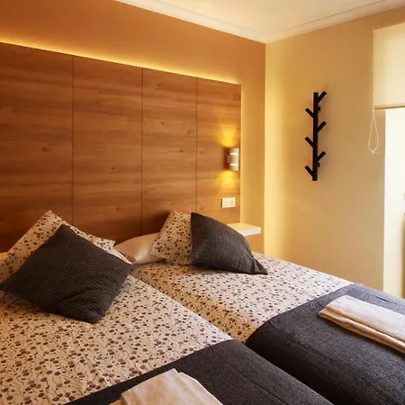 La Cova Holiday home *