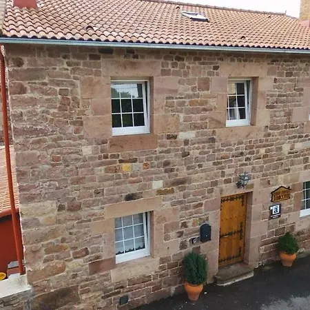 La Cova Holiday home